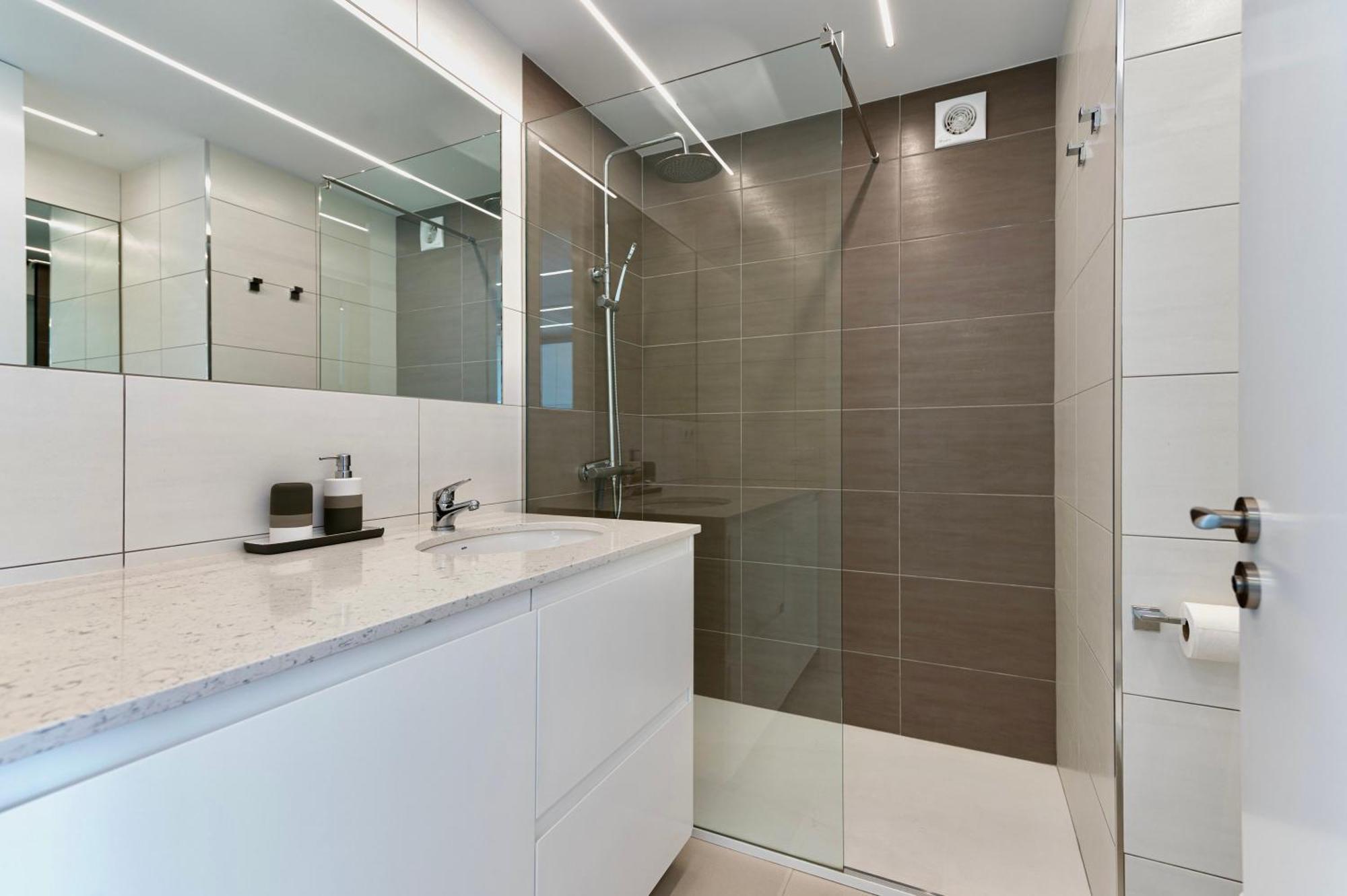 Brand New - Glass Apt - Ocean Views Паталавака Екстериор снимка